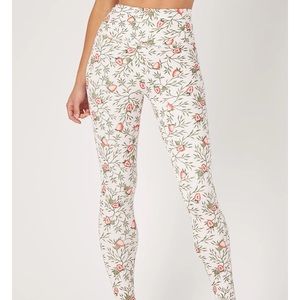 Glyder Leggings: Strawberry Vines 🍓